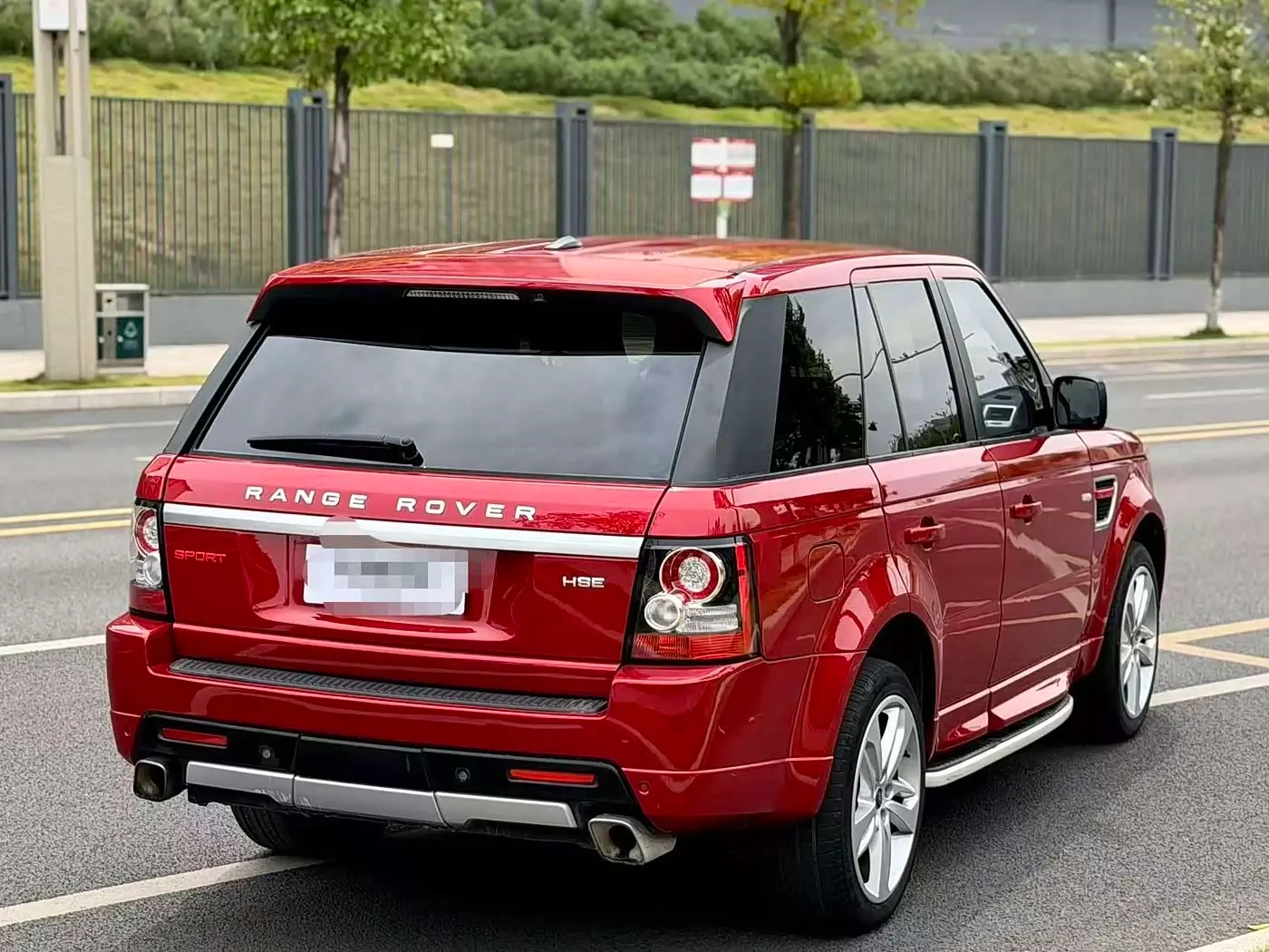 Land Rover Range Rover Sport 2012 — Фото 3/11