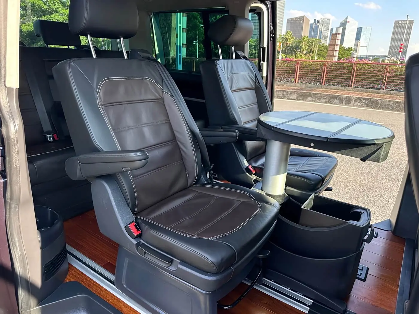 Volkswagen Multivan 2016 — Şəkil 9/12
