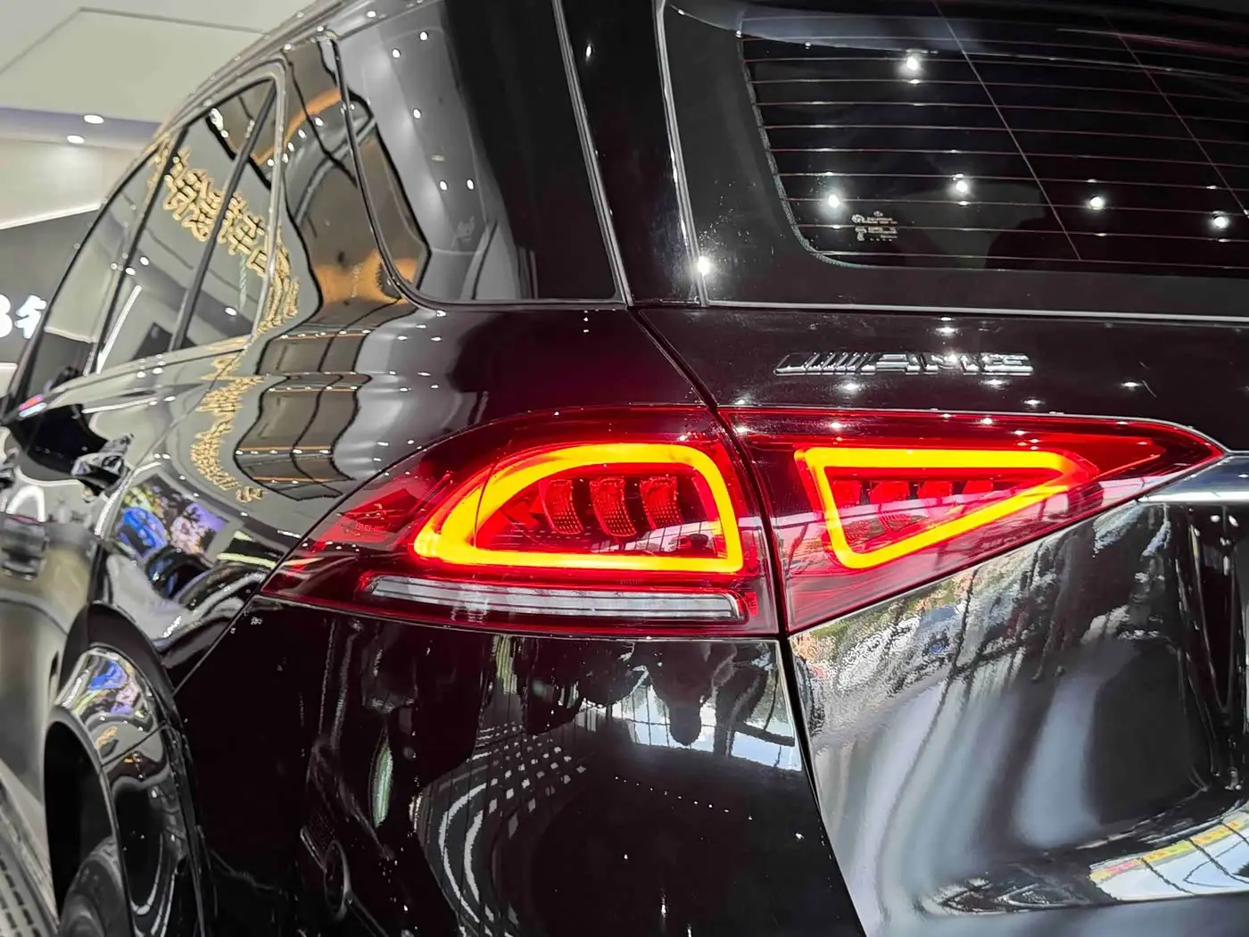 Mercedes-Benz GLE AMG 2021 — Photo 9/20