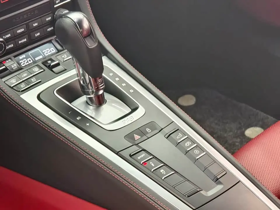 Porsche 718 2022 — Photo 9/12