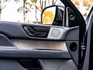 Lincoln Navigator 2020 — Photo 10/13