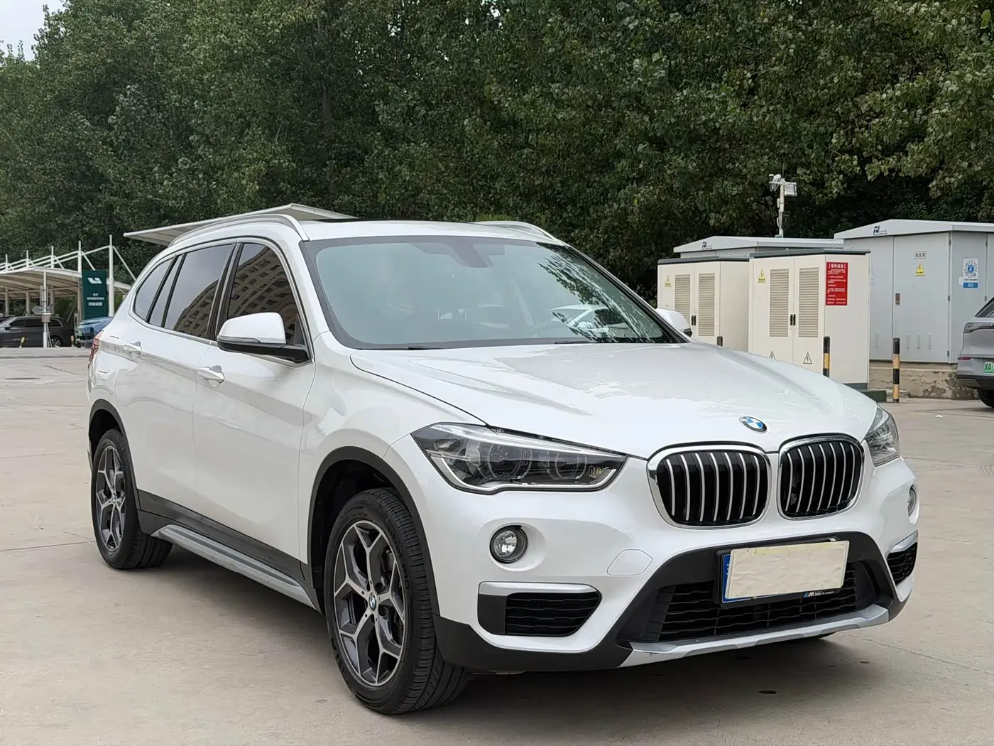 BMW X1 2019 — Photo 3/15