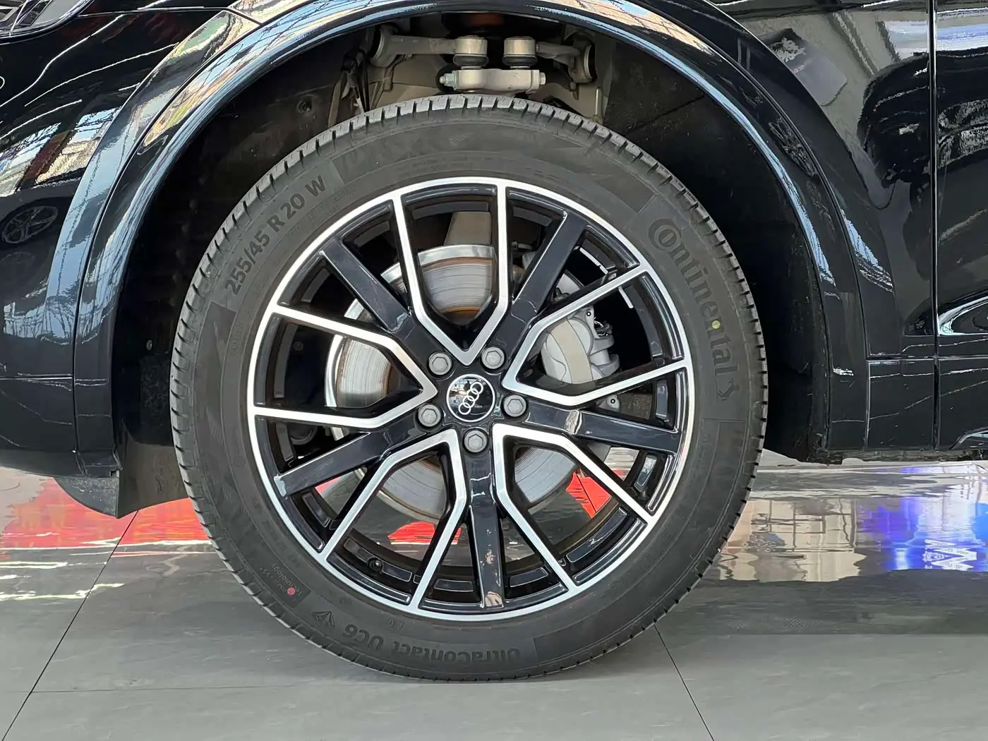 Audi Q5L 2026 — Şəkil 10/12