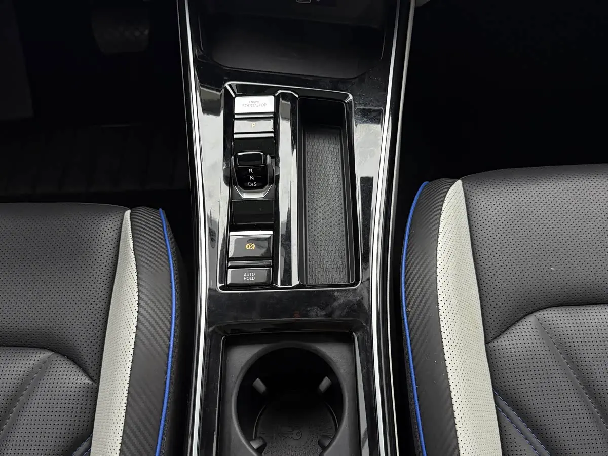 Volkswagen Lamando 2022 — Photo 13/20