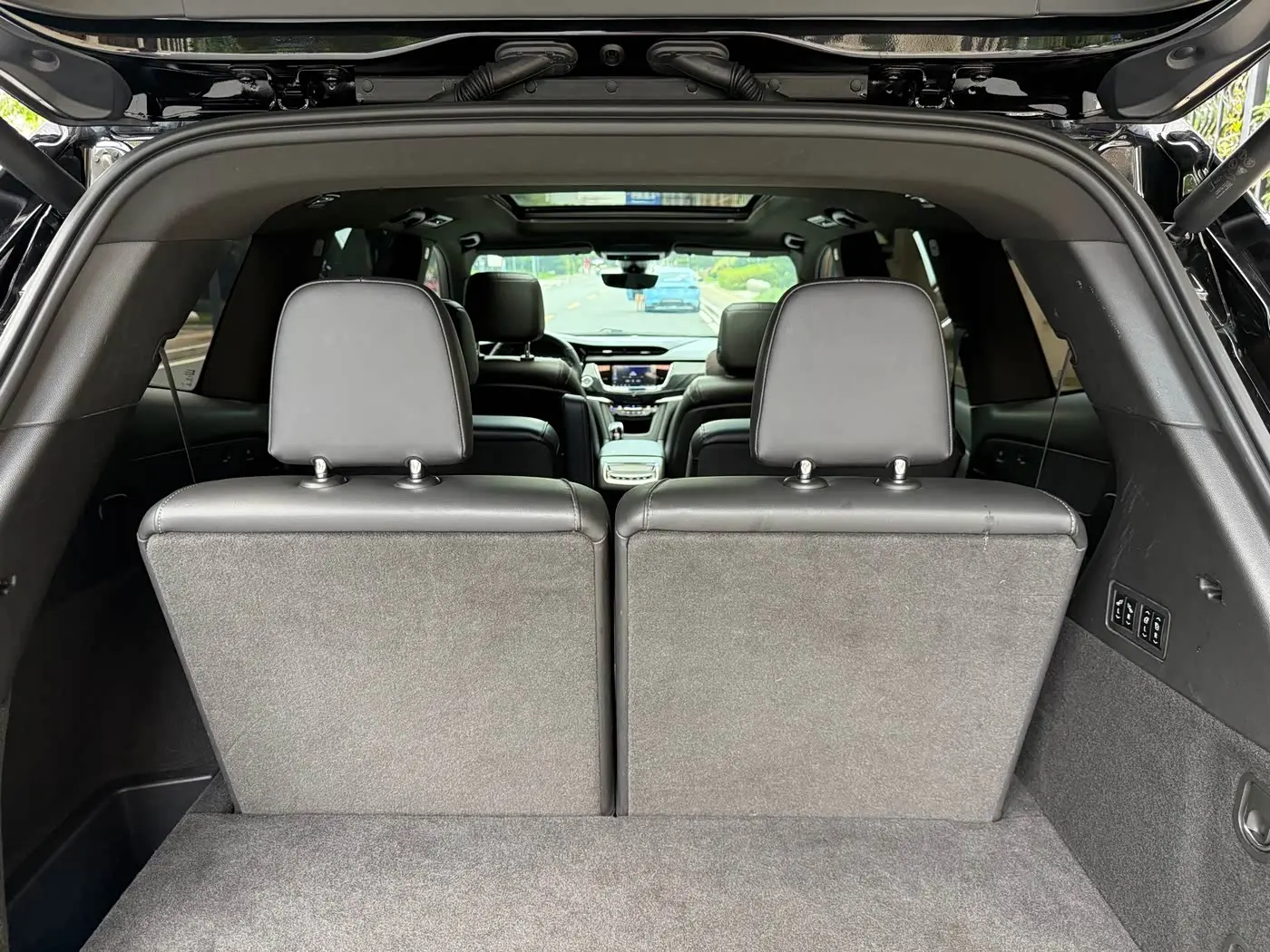 Cadillac XT6 2023 — Фото 17/20