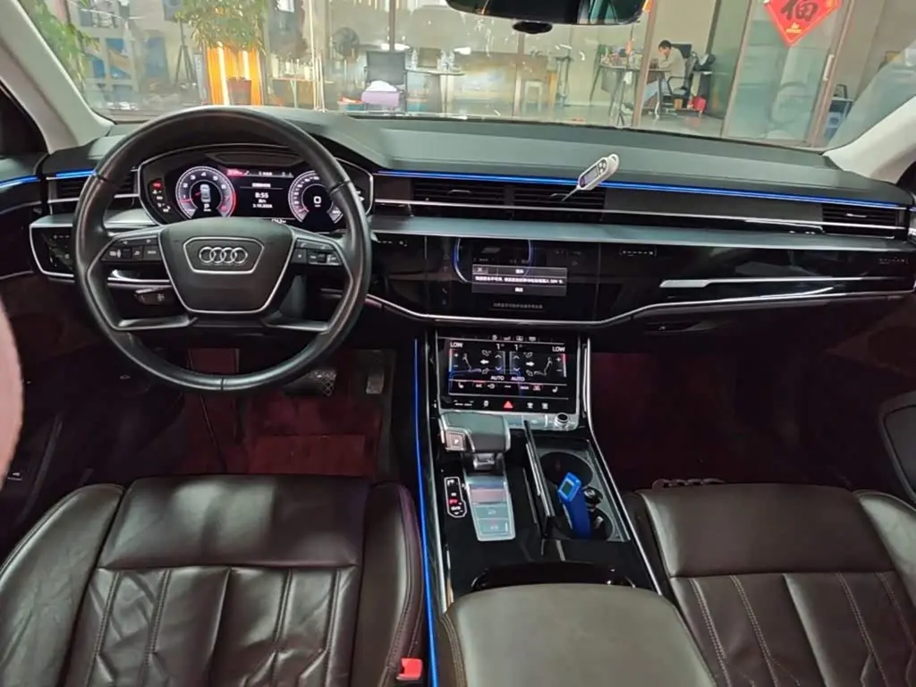 Audi A8 2020 — Photo 10/20