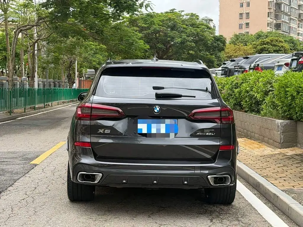 BMW X5 2023 — Photo 16/17