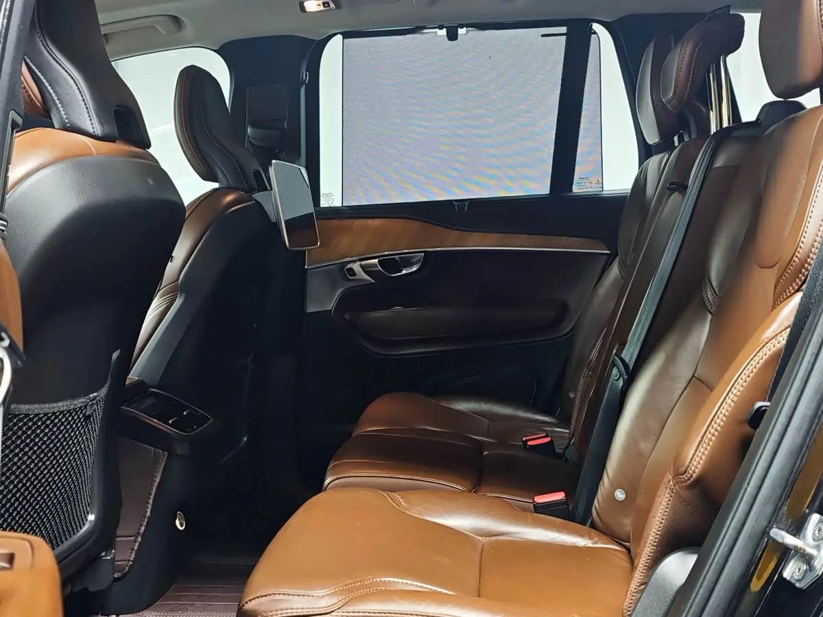Volvo XC90 2019 — Şəkil 5/9