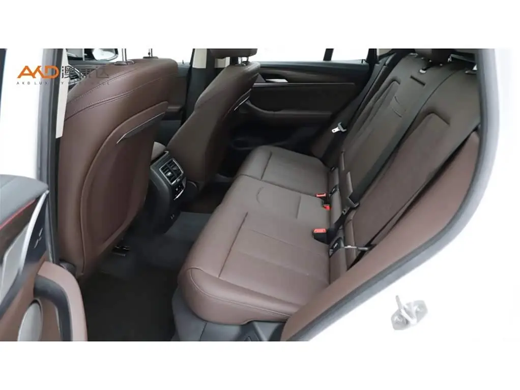 BMW X3 2022 — Photo 7/10
