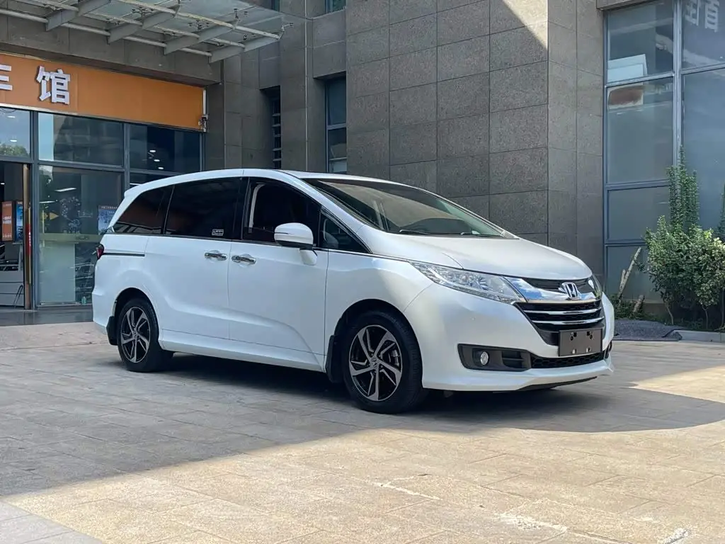 Honda Odyssey 2018 — Şəkil 5/20