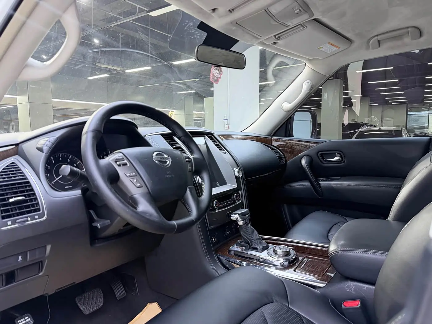 Nissan Patrol 2019 — Photo 4/9