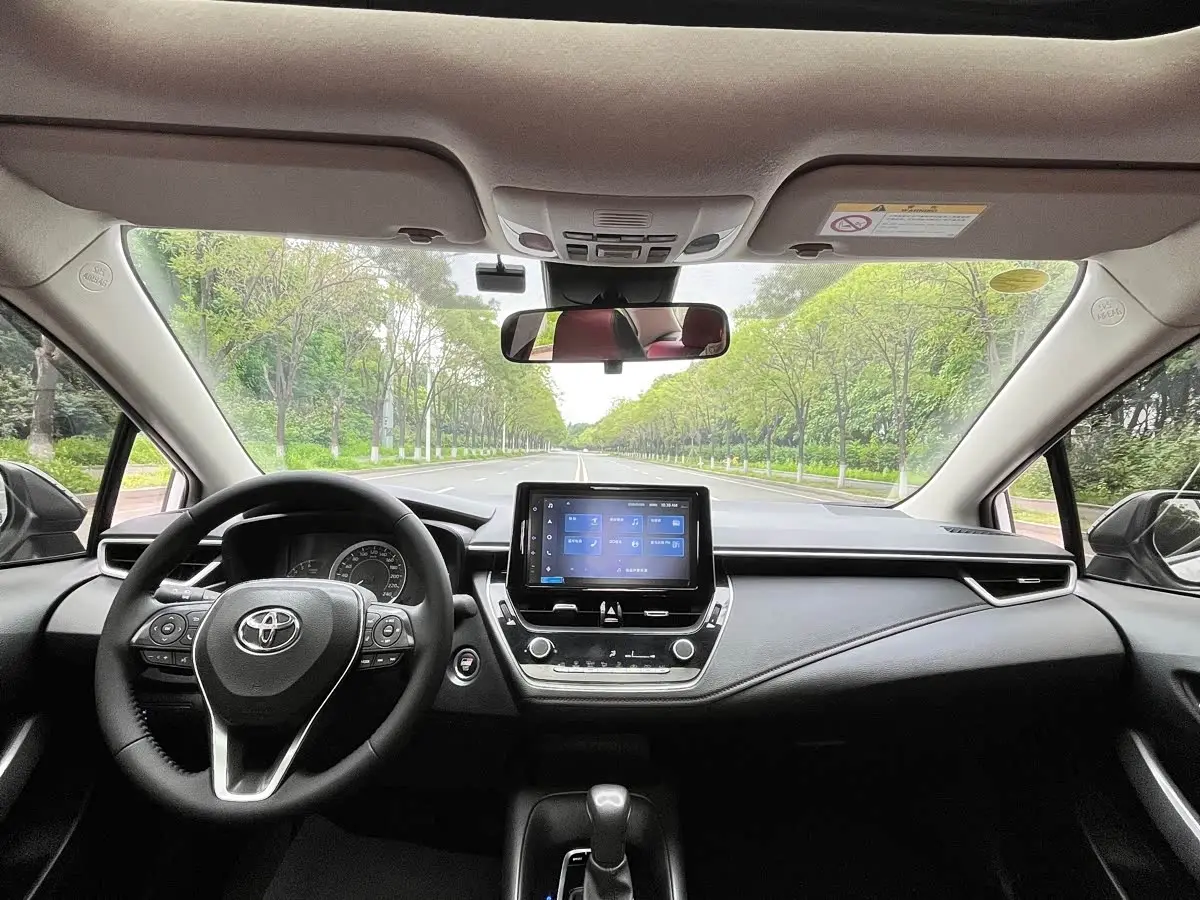 Toyota Corolla 2022 — Şəkil 6/15