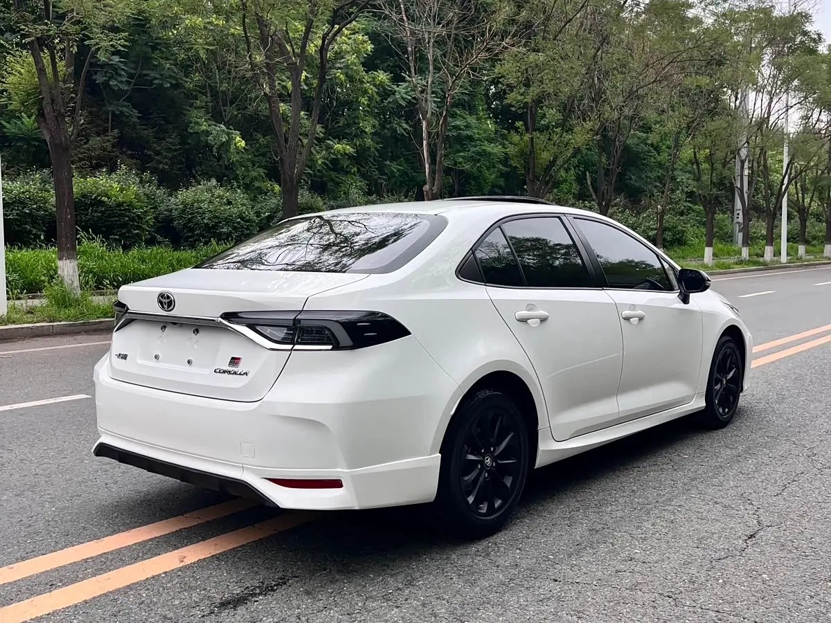 Toyota Corolla 2022 — Şəkil 9/15