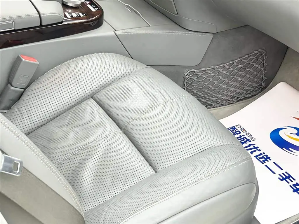 Mercedes-Benz S-Class 2007 — Photo 13/20