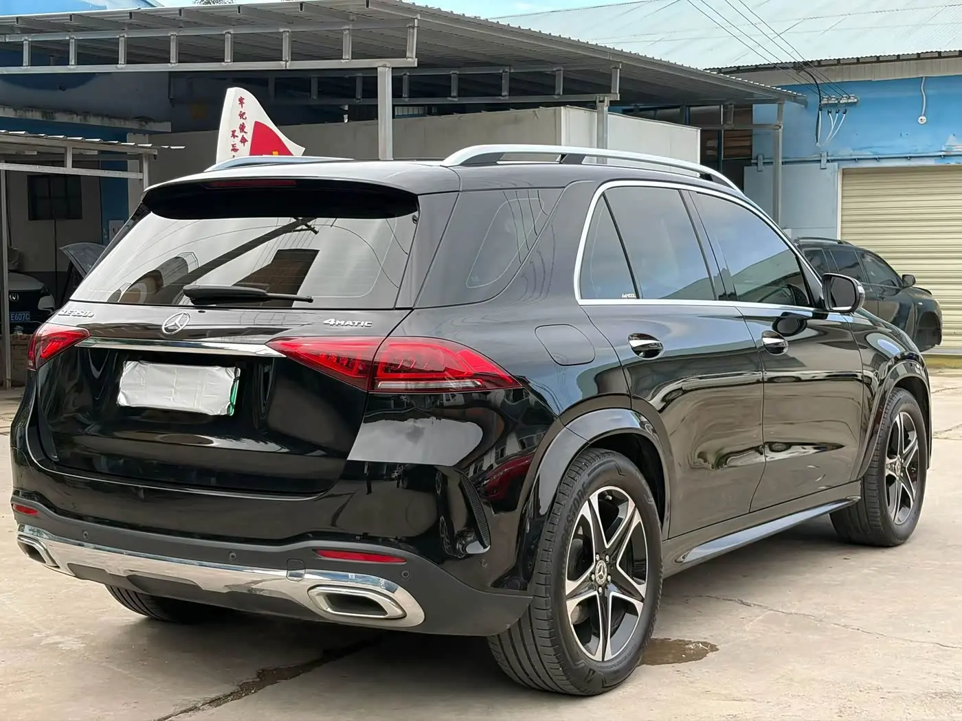 Mercedes-Benz GLE New Energy 2022 — Фото 9/9