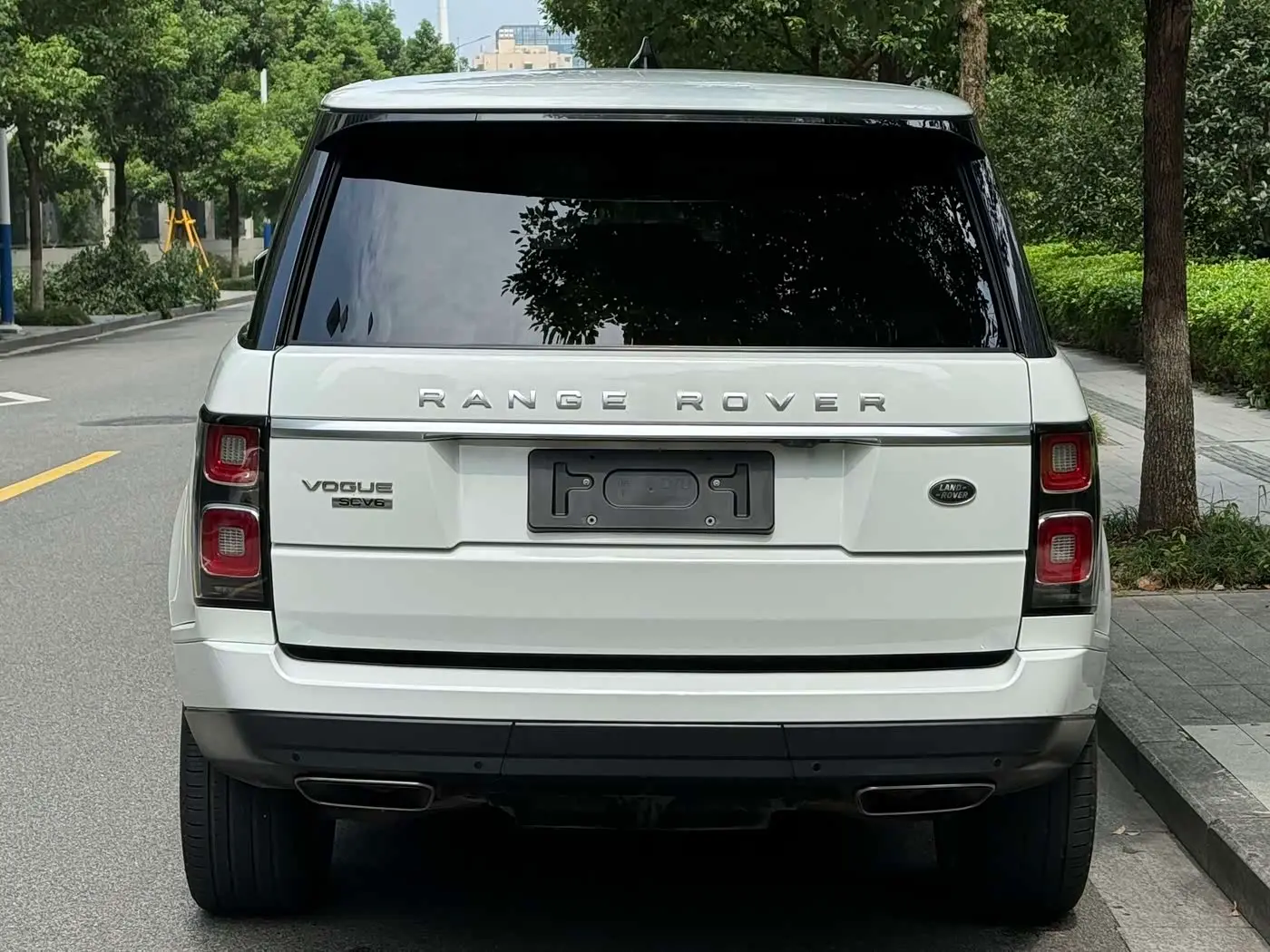 Land Rover Range Rover 2019 — Фото 4/20