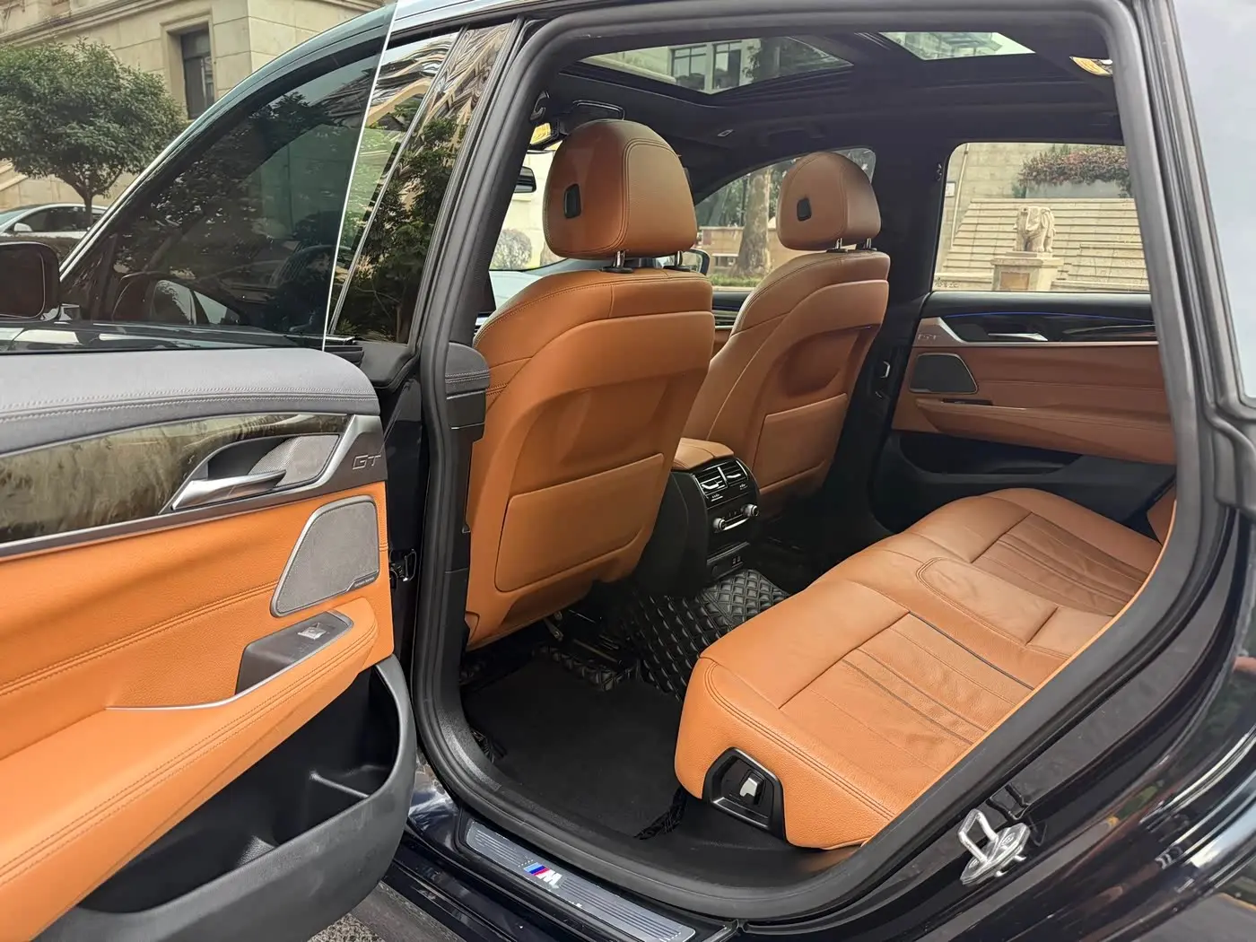 BMW 6 Series GT 2021 — Photo 8/9