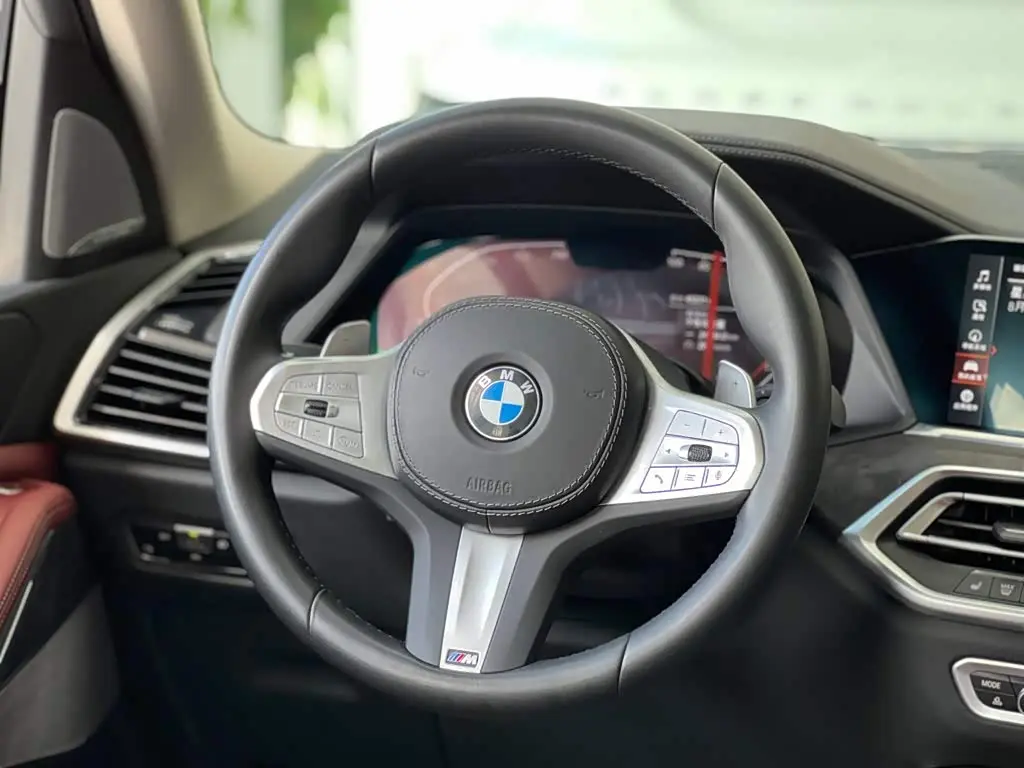 BMW X5 2023 — Photo 7/14