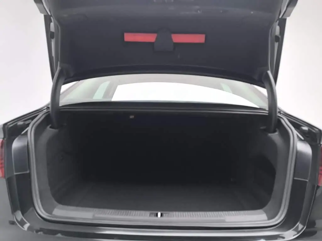 Audi A6L 2016 — Photo 16/20