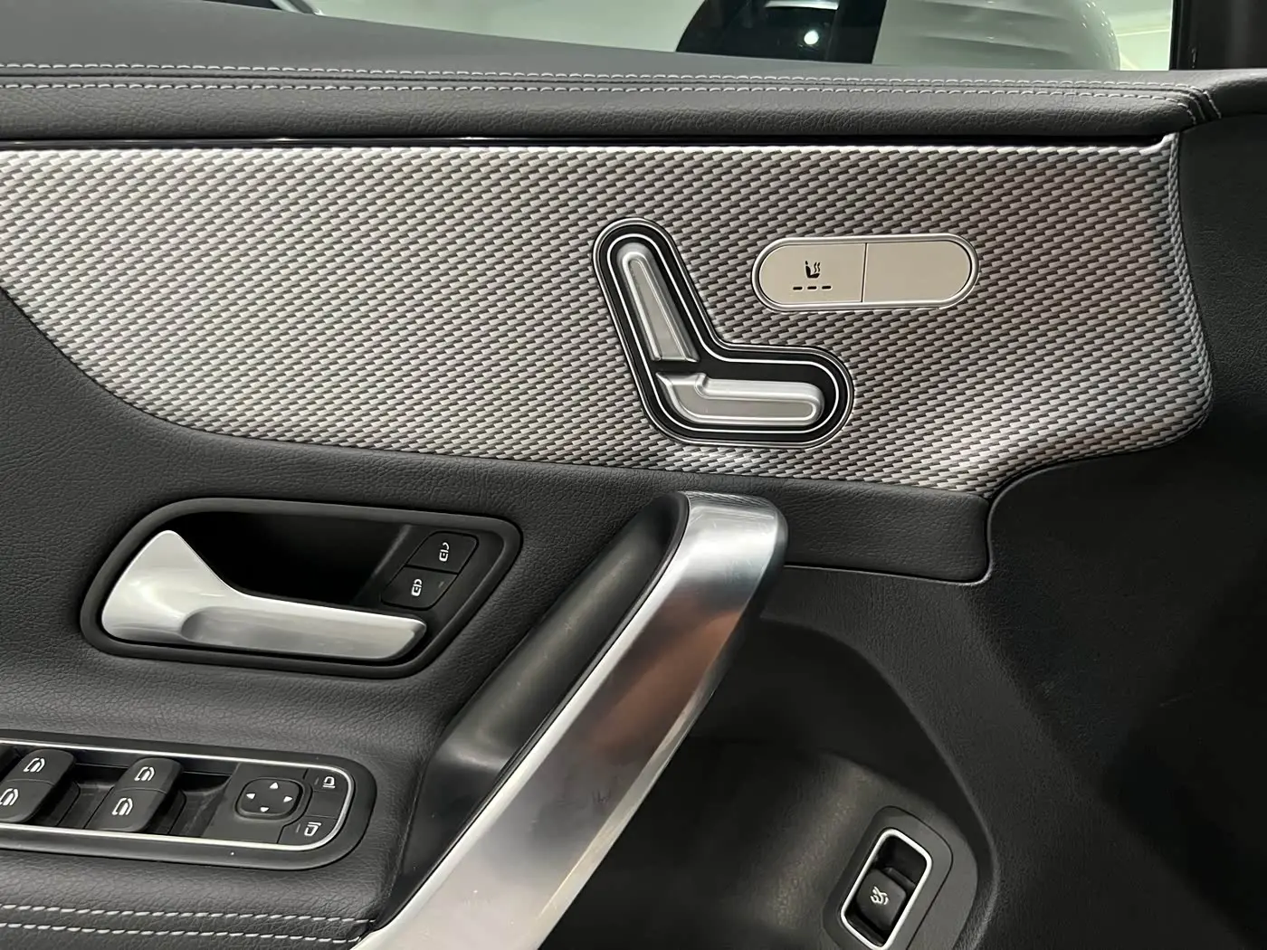 Mercedes-Benz A-Class 2024 — Фото 13/20