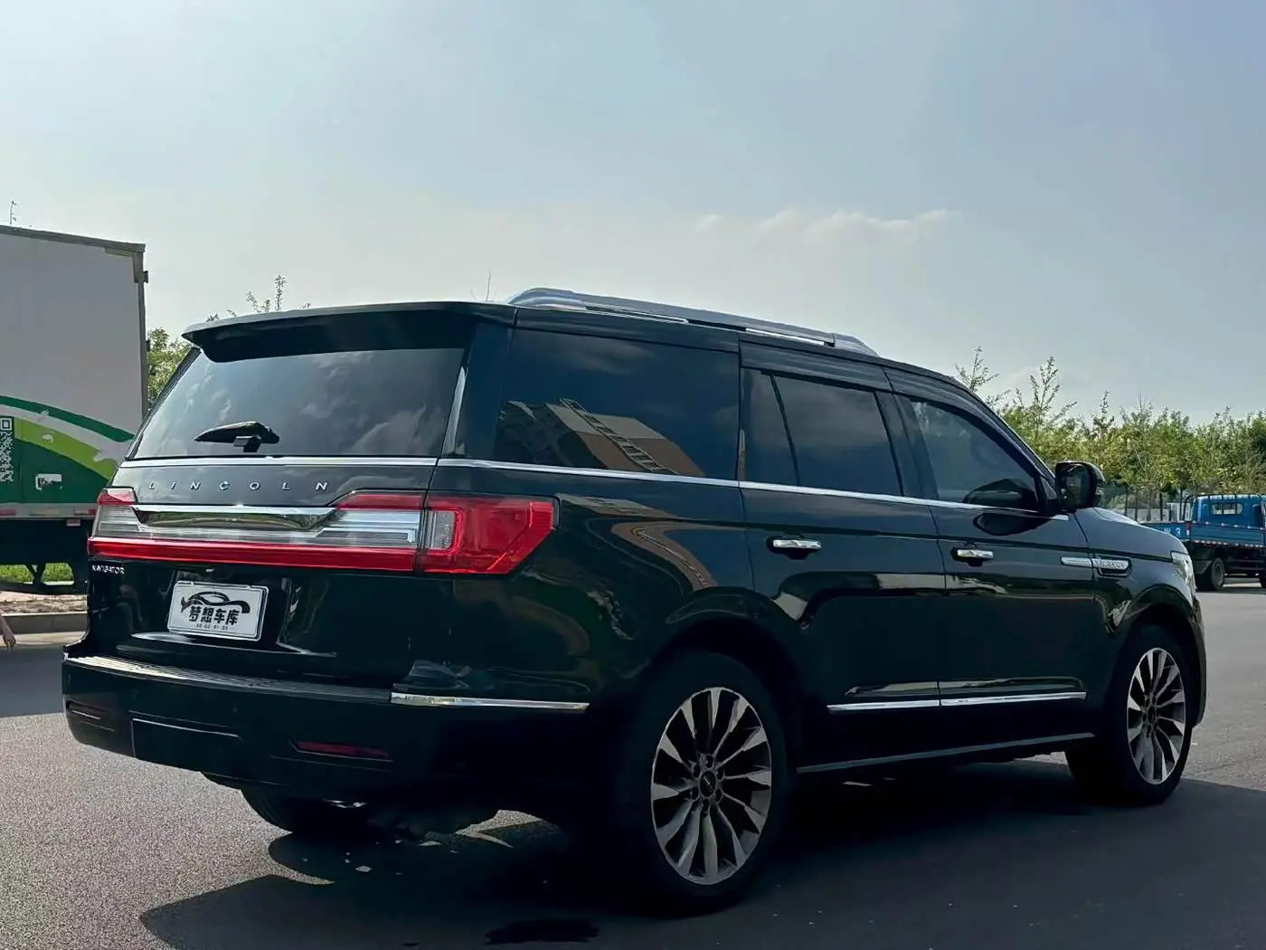 Lincoln Navigator 2018 — Фото 7/9