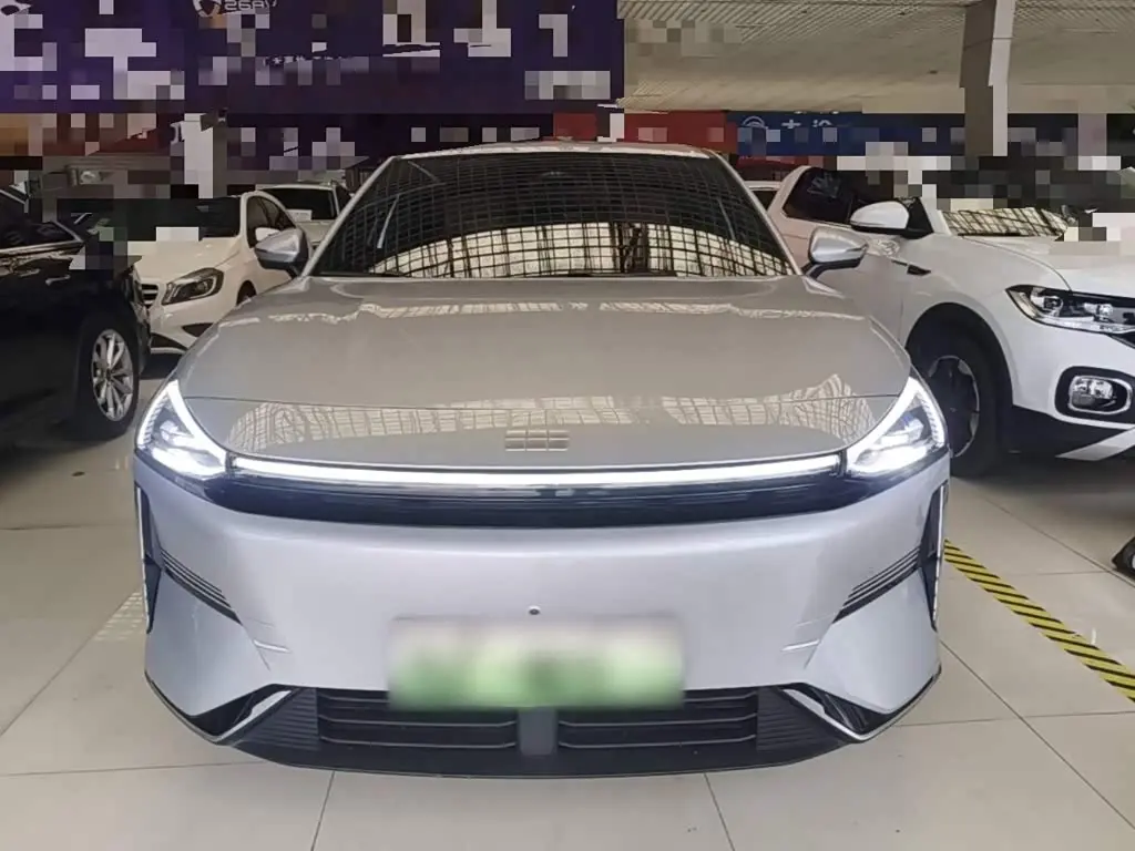 Geely Galaxy Galaxy L6 2025 — Photo 3/20