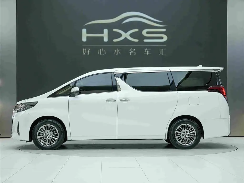 Toyota Alphard 2023 — Photo 3/20