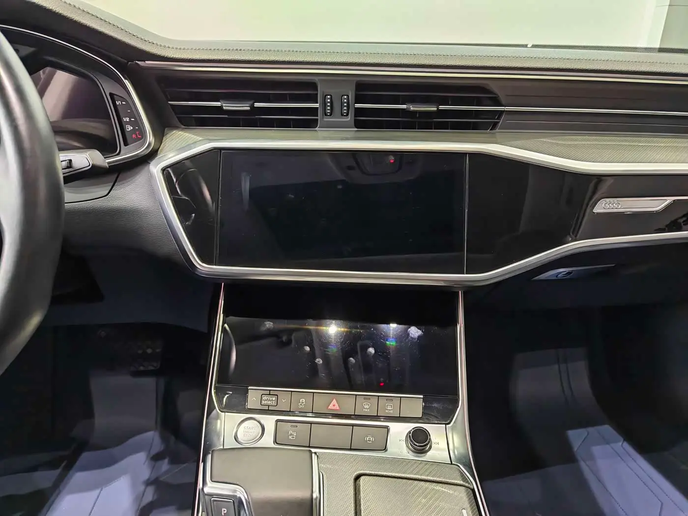 Audi A7 2019 — Фото 9/18