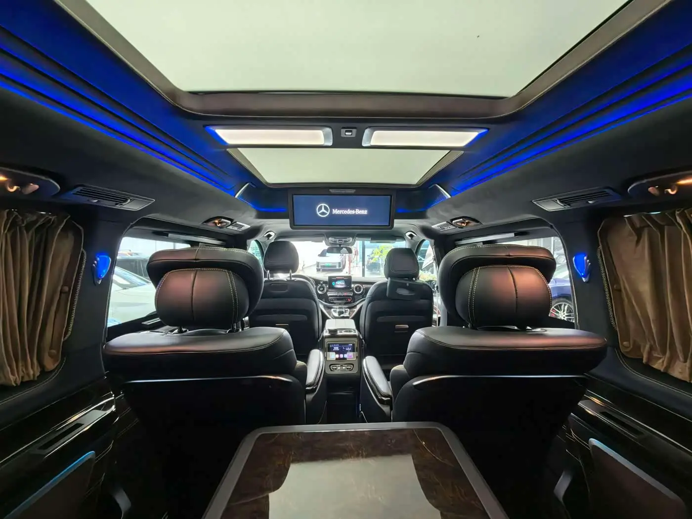 Mercedes-Benz V-Class 2019 — ფოტო 10/20