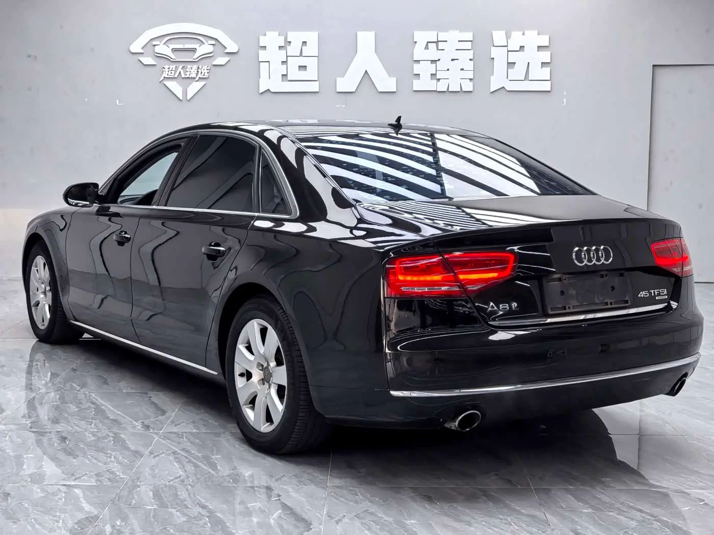 Audi A8 2014 — Şəkil 14/15