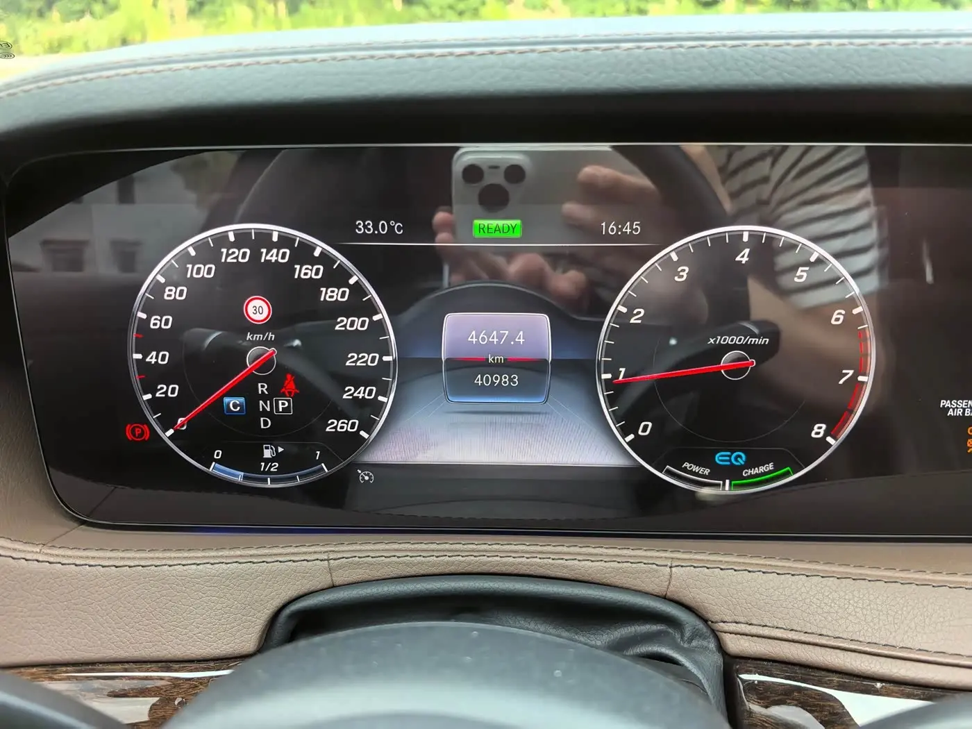 Mercedes-Benz S-Class 2019 — Photo 13/20