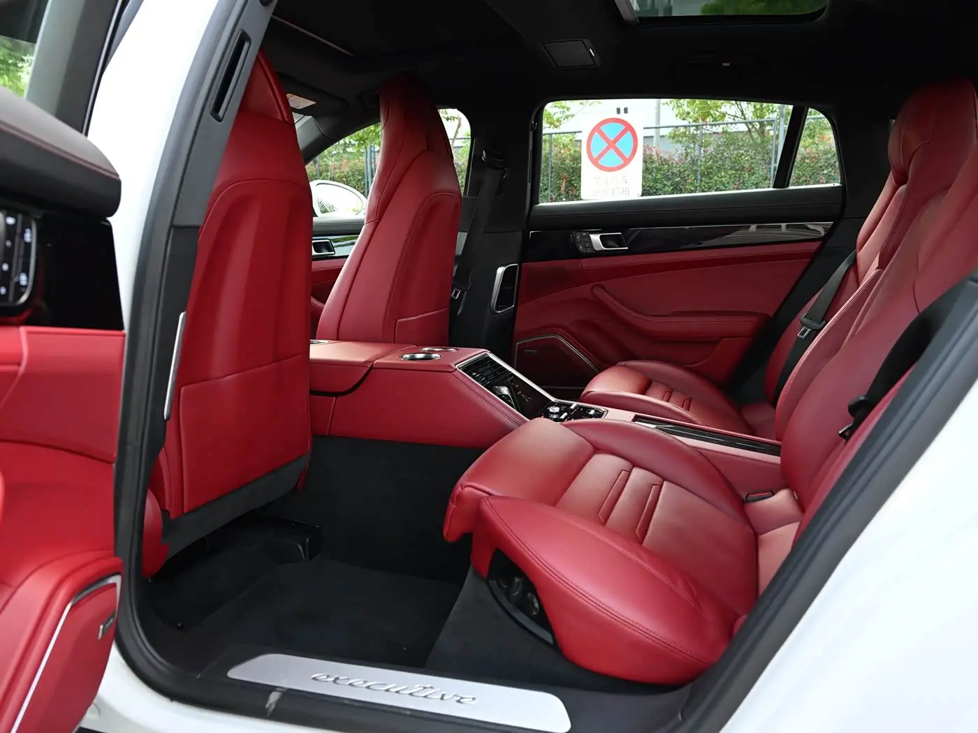 Porsche Panamera 2021 — Photo 13/15