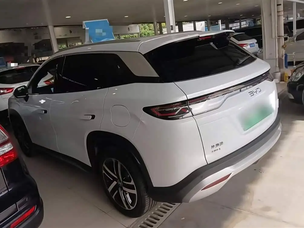 BYD Song L DM-i 2024 — ფოტო 6/14