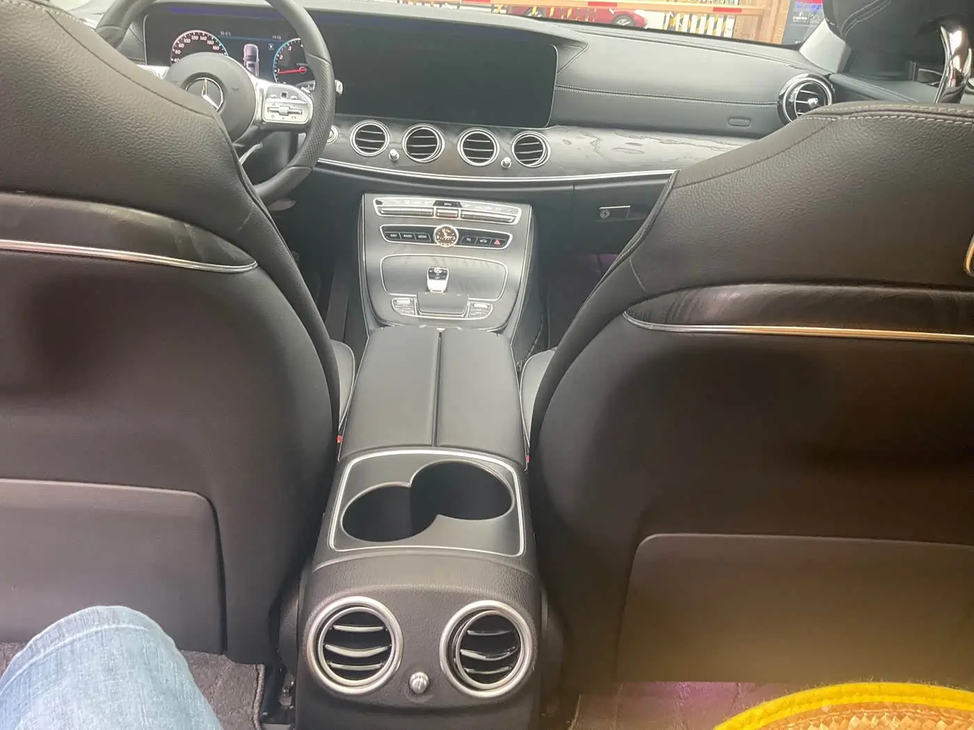 Mercedes-Benz E-Class 2019 — Şəkil 13/19