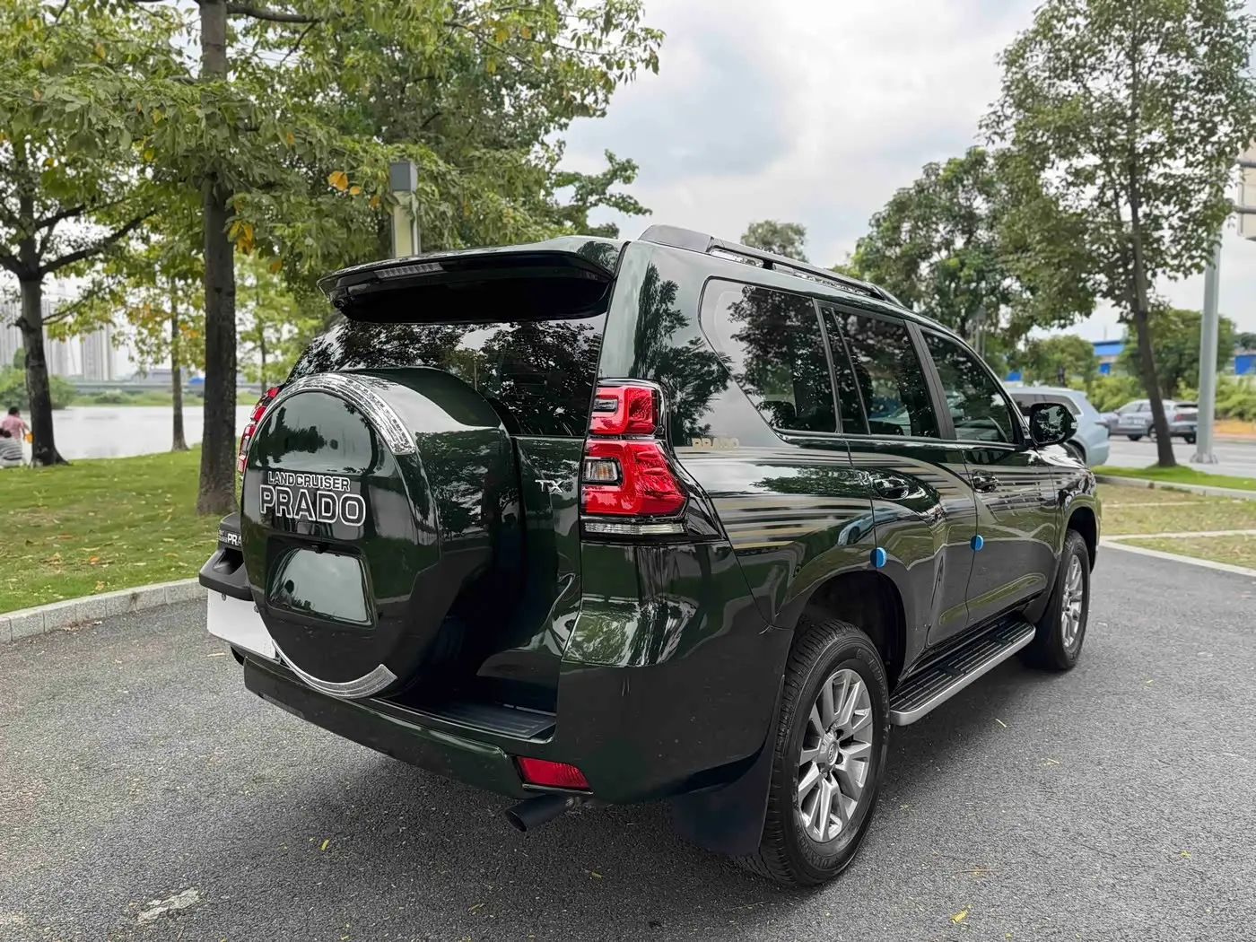 Toyota Prado 2019 — Фото 8/20