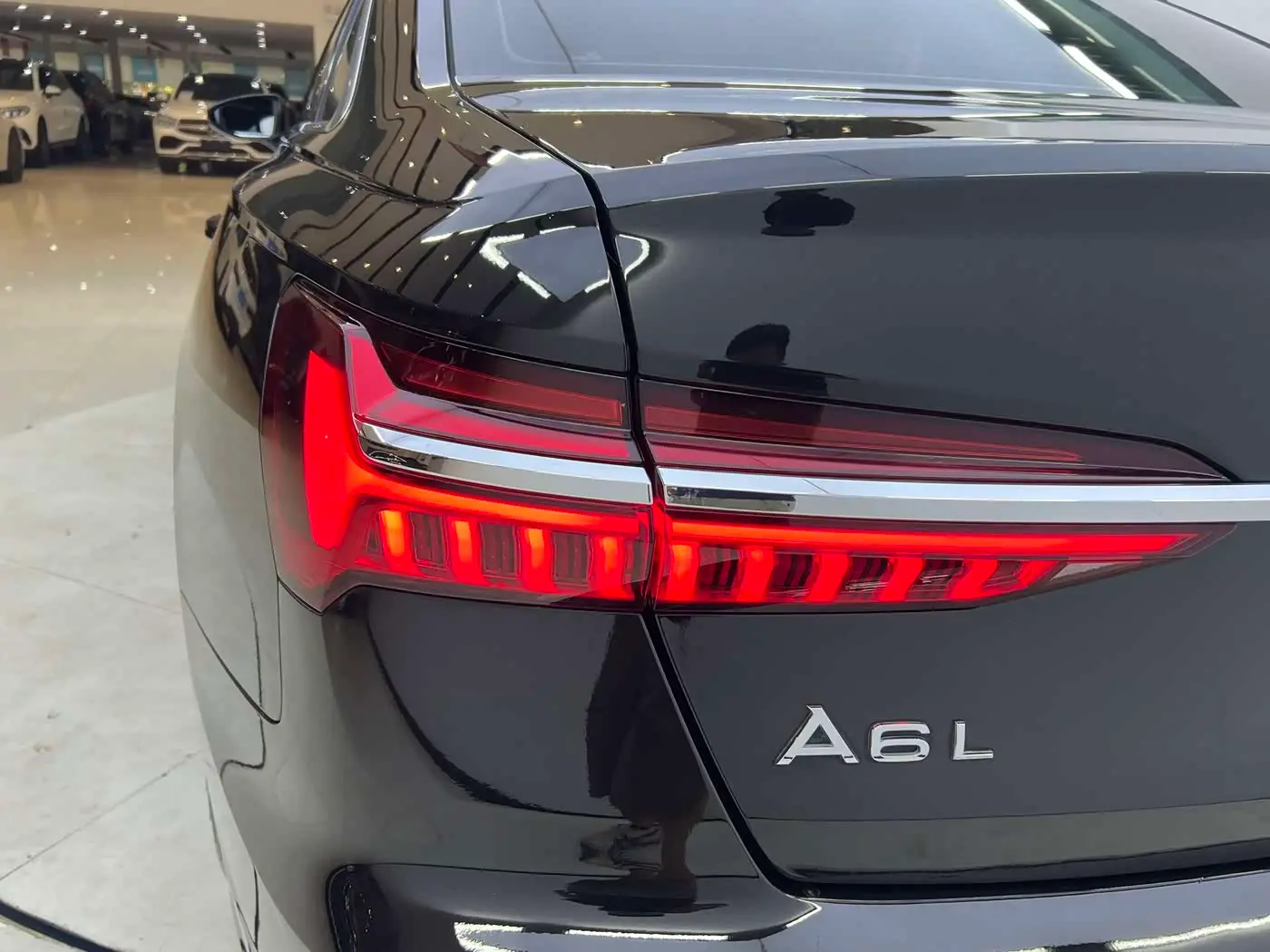 Audi A6L 2023 — Фото 10/14