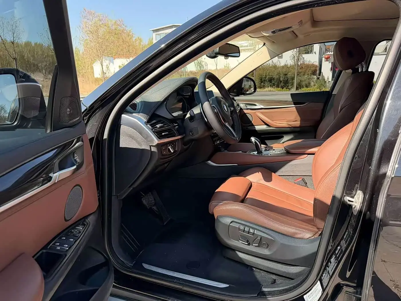 BMW X6 2015 — Photo 4/9