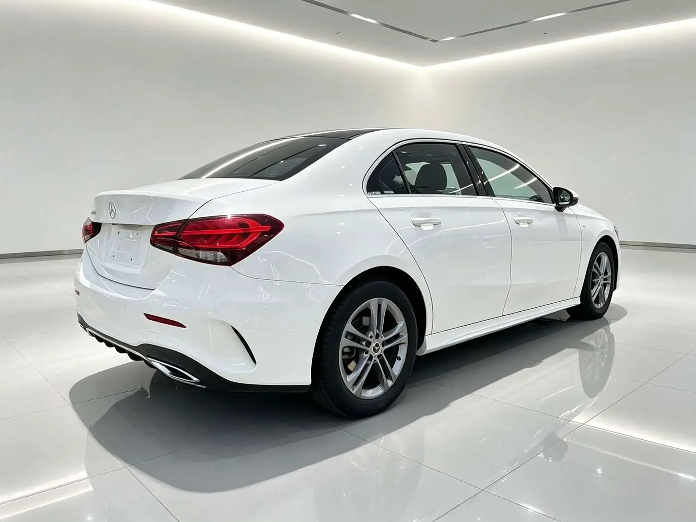 Mercedes-Benz A-Class 2022 — Şəkil 4/17
