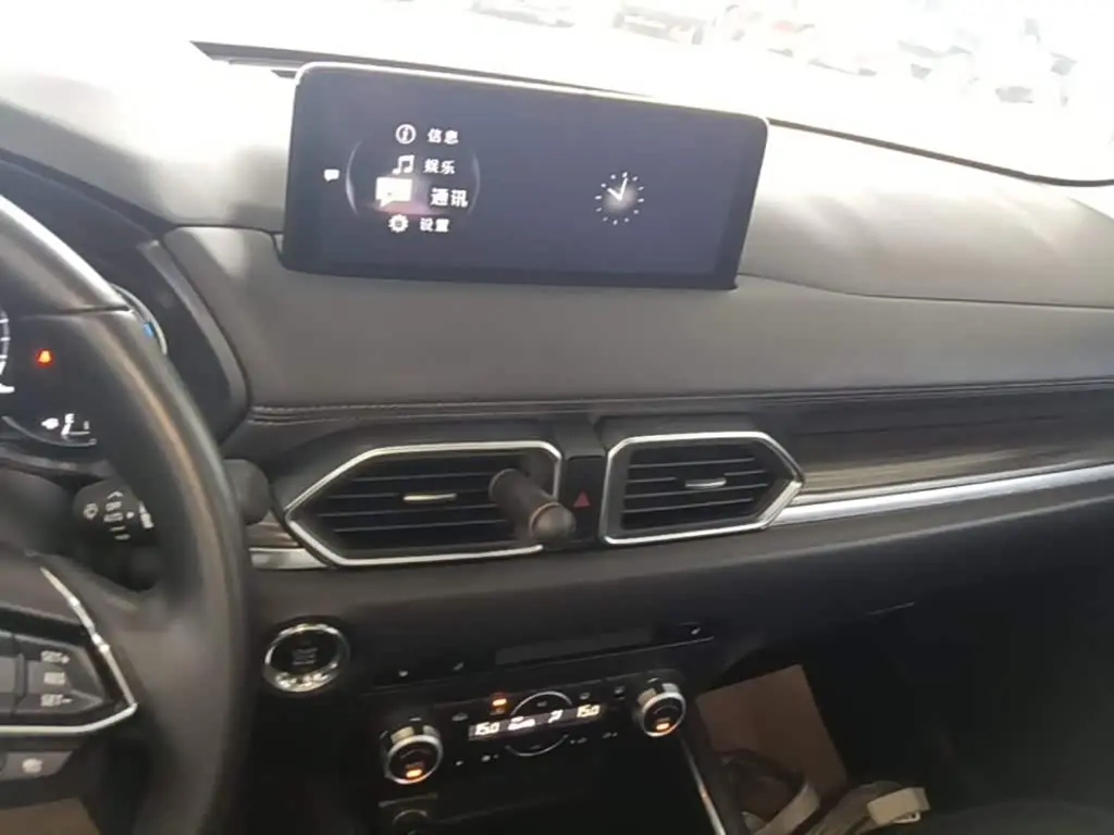 Mazda CX-5 2022 — Photo 13/20