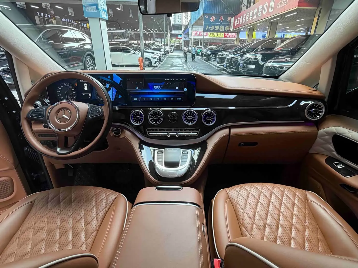 Mercedes-Benz Vito 2022 — Photo 10/20
