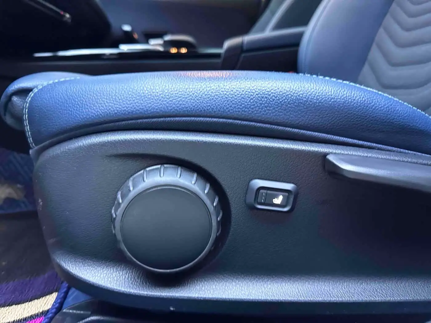 Mercedes-Benz A-Class 2023 — Şəkil 16/20