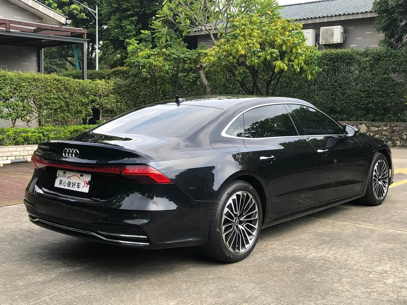 Audi A7L 2022 — Şəkil 8/20