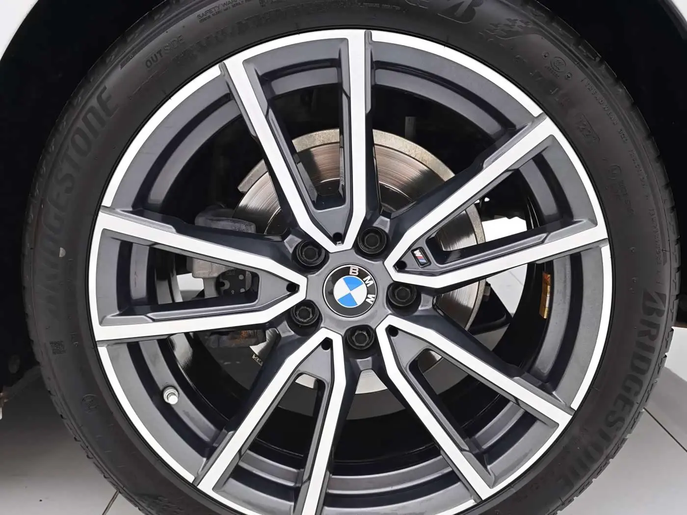 BMW 3 Series 2021 — Photo 20/20