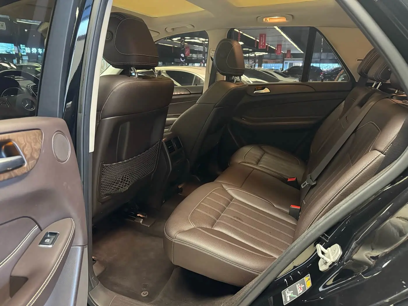 Mercedes-Benz GLE 2017 — Photo 17/20