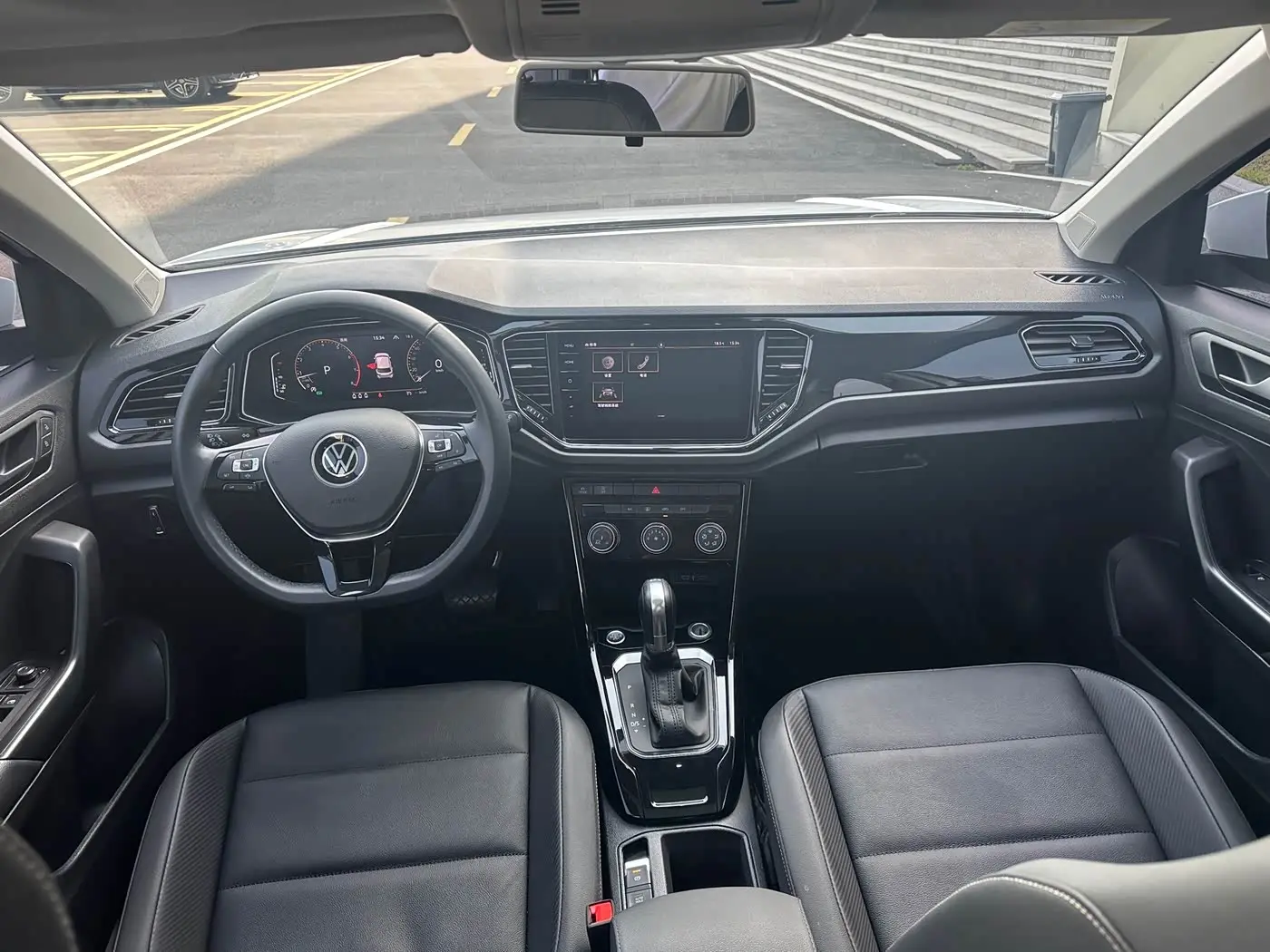 Volkswagen T-ROC 2021 — Photo 10/10