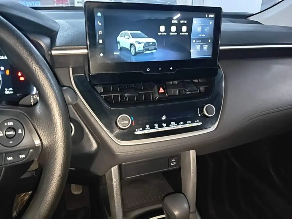 Toyota Corolla Cross 2024 — Фото 13/20
