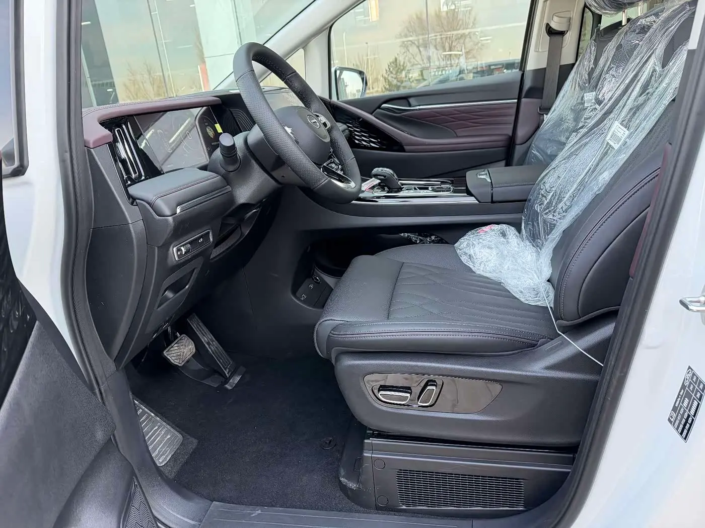 GAC Trumpchi Trumpchi M8 2026 — Фото 15/15