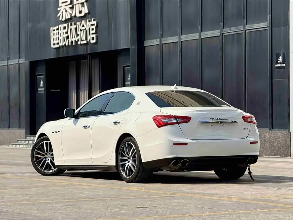 Maserati Ghibli 2016 — Photo 6/20