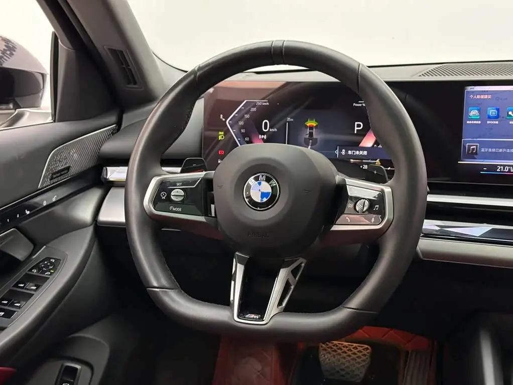 BMW 5 Series 2025 — Şəkil 12/16