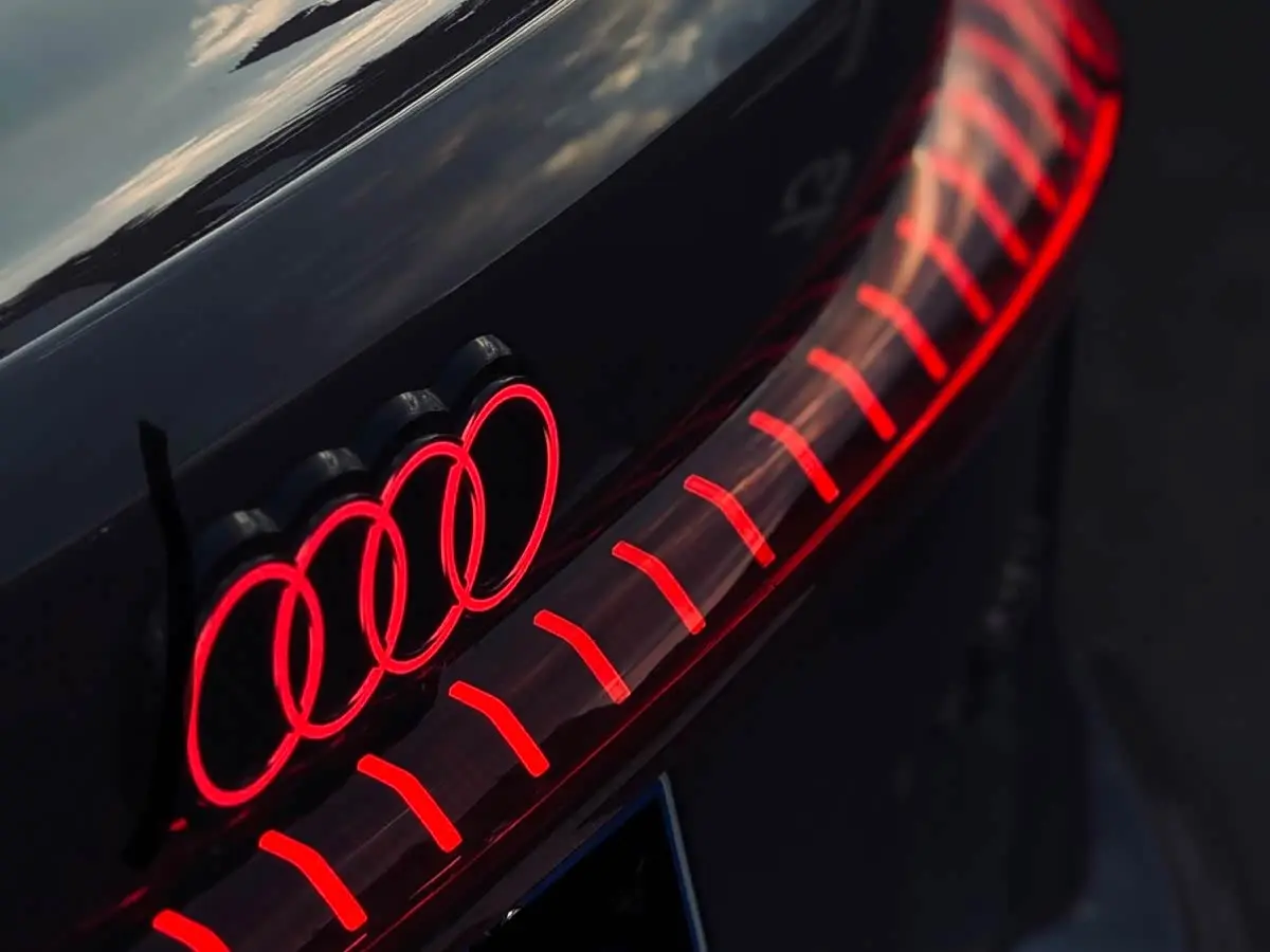 Audi A5L 2025 — Фото 19/20